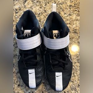 Boys youth turf shoes